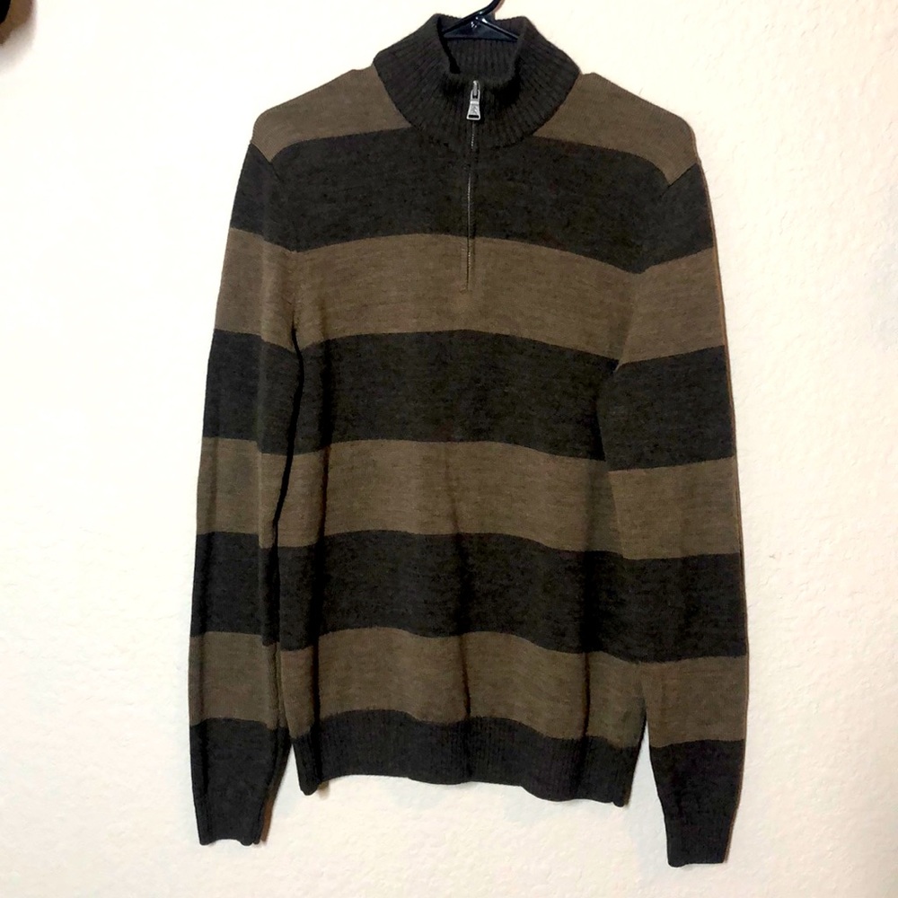 Brown pullover sweater